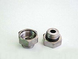 Przejście PG11M-5/8F