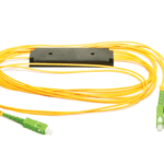 Splitter optyczny OFIBER ABS 1×4 SC APC, 2.0mm, 1.5m